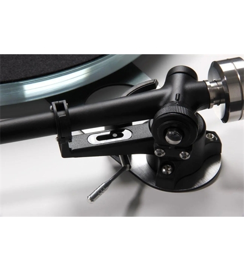 rega Planar 6