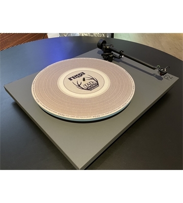 rega Planar 2 Limited Edition TAD (matt grau)