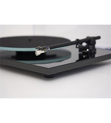 rega Planar 2 Aussteller (schwarz Hochglanz)