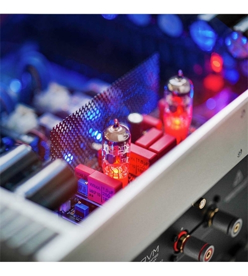 AVM AUDIO OVATION SA 8.3